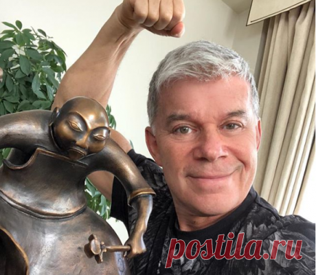 Марианна Газманова пошла в школу: 14-летняя девочка совсем не выглядит на свой возраст