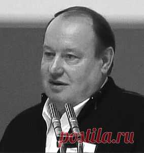 sigorfond » Аркадий Петров