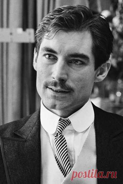 Тимоти Далтон