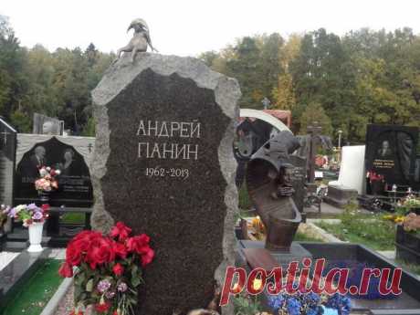 БЕСПЛАТНЫЕ МЕРЦАЮЩИЕ ОТКРЫТКИ И ПЛЕЙКАСТЫ
Eлена Белочкина