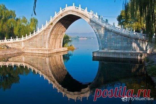 Юйдайцяо (Мост Нефритового Пояса) в Пекине, Китай