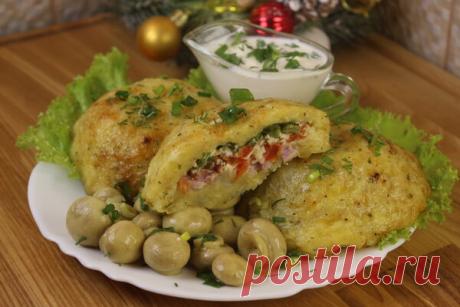 Фаршированный картофель в кружке или как еще удивить гостей | Мастерская идей | Яндекс Дзен