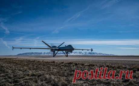 Reuters узнал о планах США продать Индии дроны MQ-9B на $2-3 млрд. США хотят «продавить» сделку по продаже Индии беспилотников MQ-9B SeaGuardian на $2-3 млрд во время визита Моди в Вашингтон 22 июня, сообщает Reuters. Индия на протяжении многих лет является главным покупателем оружия у России