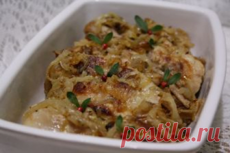 Кролик по- деревенски с луком и сливочным маслом