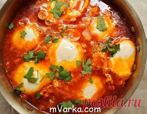 Яичница в мультиварке по-средиземноморски