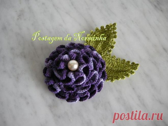 георгин крючком.