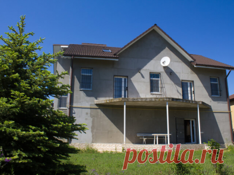 Продам дом на Новом Бугово недалеко от моря в Черноморске!
Предлагаемый к продаже дом в жилом массиве Новое Бугово на 10-ти сотках земли, правильной формы