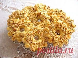 СЕЛЕДОЧНОЕ КАНАПЕ! Ингредиенты: жмите на фото: Песочные кольца с орехами