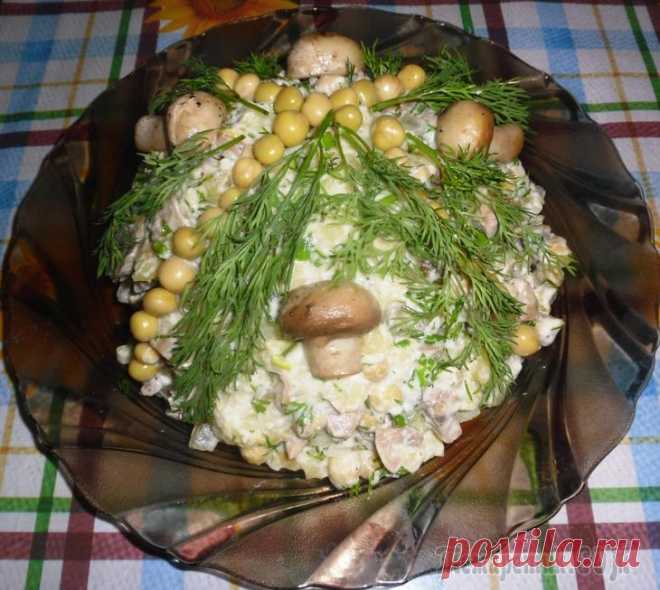 Постный грибной салат