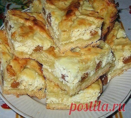 25 рецептов с творогом:
1. Бесподобный пирог с творогом и изюмом
2. Творожная шарлотка
3. Творожная запеканка
4. Творожная запеканка с изюмом и бананом
5. Французская творожная запеканка с грушами
6. Идеальные сырники 
7. Творожные пончики на скорую руку
8. Сырники нежнейшие и пышные (без яиц)
9. Творожный кекс
10. Творожник лимонный
11. Творожное крем-брюле или ещё одна обманка для детей
12. Сырники с маково-сметанным соусом
13. Сырники с начинкой (чернослив + орешки)
14....