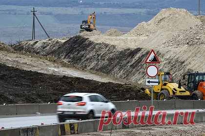 Назван срок запуска движения по скоростной магистрали от Москвы до Петербурга. Завершить строительство высокоскоростной железнодорожной магистрали (ВСМ) от Москвы до Санкт-Петербурга планируют завершить в 2028 году. К тому же сроку власти собираются запустить движение поездов по новой дороге. Об этом заявил замминистра транспорта России Валентин Иванов.