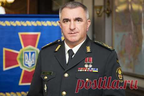 Командующий Нацгвардией Украины подал в отставку после бойни в Днепре. Командующий Национальной гвардией Украины Николай Балан подал в отставку после того, как в Днепре солдат-срочник расстрелял сослуживцев. Об этом сам Балан сообщил на брифинге 27 января. Он добавил, что перед отставкой отстранил командование полка, в котором произошло убийство.