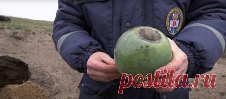 Как стеклом уничтожали танки. Что такое ампуломёт и как его применяли в армии Советского Союза Красноармейцы лихо колошматили им нацистов и те до мокрых штанов боялись нашей «зажигалочки». А потом от него решили отказаться и вот почему.В начале Великой Отечественной нашим войскам не всегда хватало боеприпасов. Также не хватало пушек, противотанковых гранат… Чтобы ликвидировать этот пробел,