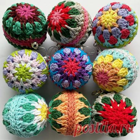 Забавные идеи вязаных ёлочных шаров Забавные идеи вязаных ёлочных шаровЗабавные идеи вязаных ёлочных шаров очень удивят всех окружающих.Скорее всего они такого нигде прежде не видели.