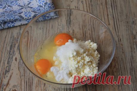 Вместо сырников готовлю на завтрак быстрый творожный пирог с яблоками на сковороде: и нет надобности всё время стоять у плиты | Я Готовлю... | Яндекс Дзен