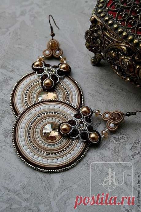 (5) Priya Agarwal приколол(а) это к доске Love beads