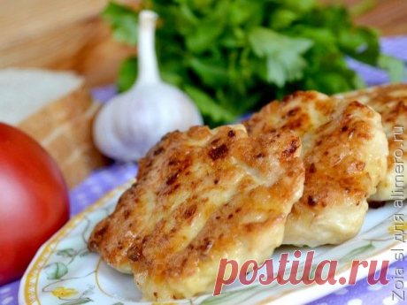 👌 Куриные котлеты с плавленым сыром, рецепты с фото Котлеты из нарезанного куриного филе известны, наверное, всем. Я обожаю такие! Они получаются мясными-мясными в отличие от котлет из фарша.
  
Сегодня я решила приготовить их на...