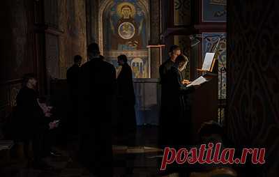 Верховная рада приняла в первом чтении законопроект о запрете УПЦ. Депутат парламента Ярослав Железняк сообщил, что документ поддержали 267 депутатов при 226 необходимых