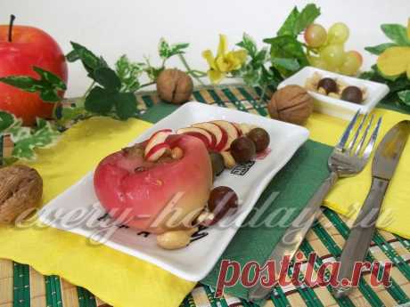 Яблоки запеченные в микроволновке с медом и орехами
