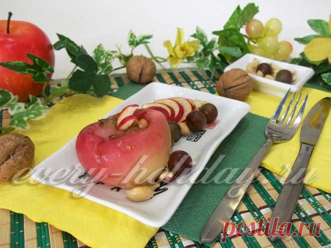 Яблоки запеченные в микроволновке с медом и орехами