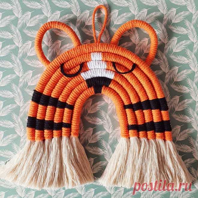 Handmade Macrame Tiger Rainbow Wallhanging perfect for a | Etsy