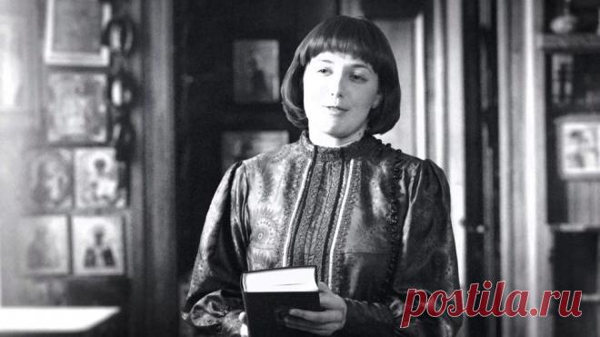 Крылья — свобода, только когда раскрыты в полёте, за спиной они — тяжесть.  © Марина Цветаева