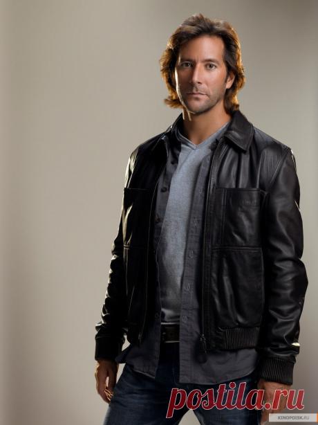 Генри Йен Кьюсик (Henry Ian Cusick)