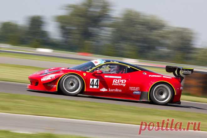 Картинки гонки на машинах (38 фото) ⭐ Забавник