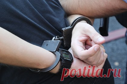 Умерший в СИЗО фигурант дела о сухпайках препятствовал расследованию