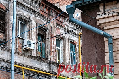 В российском городе чиновники помешали расселению аварийного дома