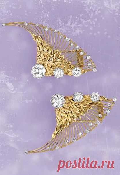 Angharad приколол(а) это к доске Art Deco Jewellery