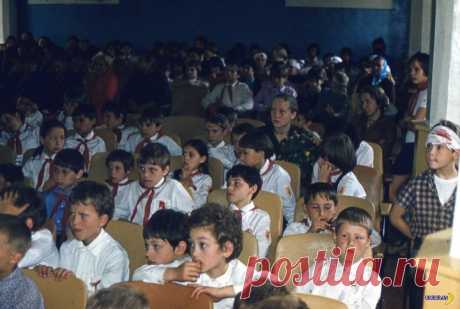 СССР 198х – пионерлагерь | Чёрт побери