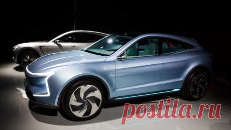 Фото: Первые прототипы электрокаров компании SF Motors — конкурентов Tesla Model X