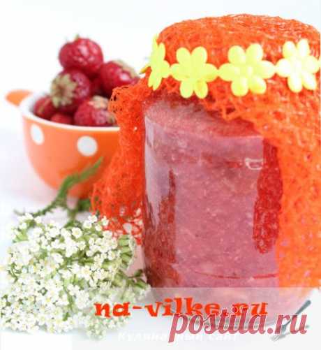 Живое варенье из клубники и бананов