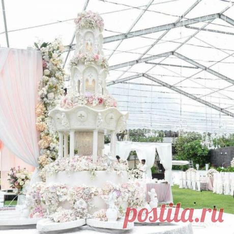 Самые красивые и дорогие свадебные торты в мире