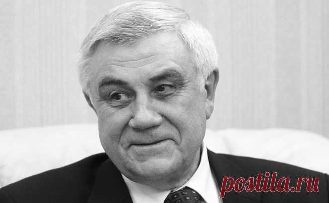 Умер экс-губернатор Владимирской области Николай Виноградов. Николаю Виноградову было 78 лет. Он возглавлял область с 1996 по 2013 год, а в 2022 году стал советником нынешнего губернатора Александра Авдеева. При нем «регион справился с перипетиями 1990-х», написал Авдеев
