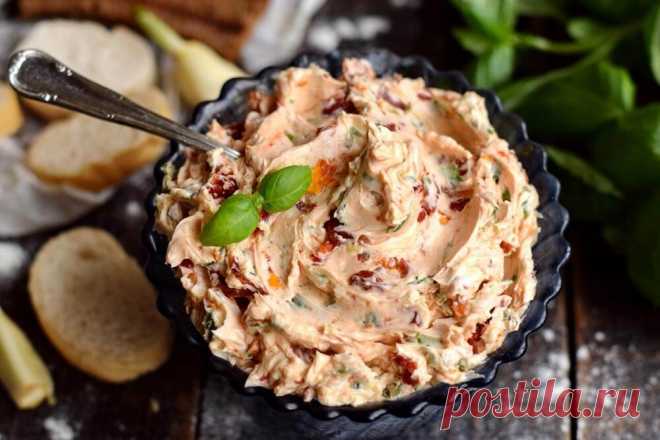 Быстрая итальянская намазка на хлеб | Рецепты салатов и вкусняшек | Яндекс Дзен