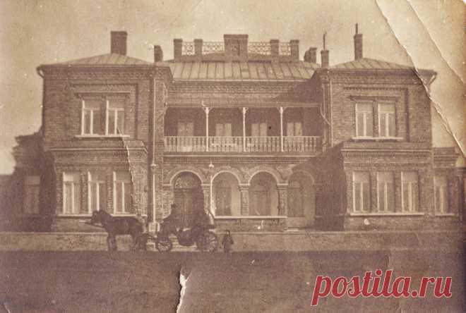 Джон ЮЗ. Донбасс. Мутная история Небольшая предыстория, появления Джона Юза на Донбассе, какие люди за ним стояли и ляпы с официальными датировками и прочими моментами.