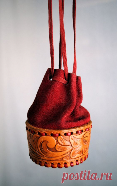 (189) Vintage Tooled Leather & Suede Pouch