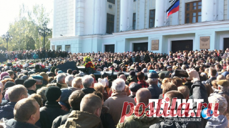 Последняя победа Моторолы: Похороны в Донецке взорвали мозг Киеву