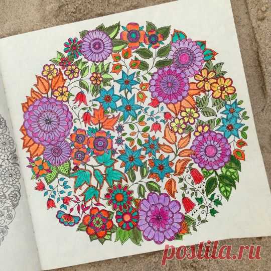 Johanna Basford | Colouring Gallery