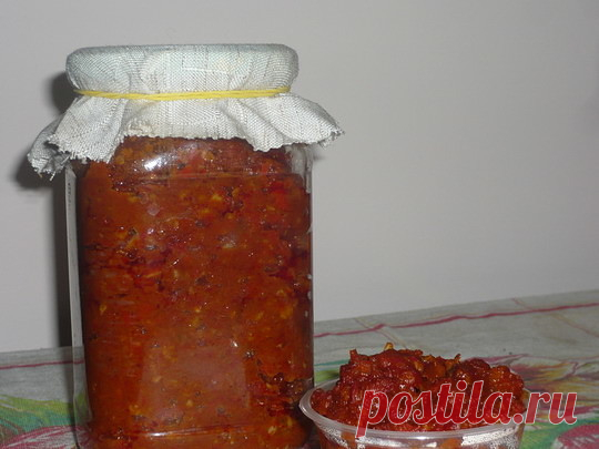 ПРИПРАВА ЛАЗО (ЛАЗЫ, ЛАЗА, ЛАДЖАН). 4 ВАРИАНТА И ВИДЕО.
        Присоединяйся к нам! Здесь много вкусного, полезного и интересного!   http://ok.ru/marinadyisolenya     


                                                 1 Вариант:


Сушеный молотый красный перец  6 ст. л
3 дольки чеснока 
1 ст. л паприки молотой
2 ст. л уксус 6%
Растительное масло 6 ст. л

Чеснок пропустить через чеснокодавилку,смешать с перцем,паприкой и уксусом.Раскалить масло до дымка и вылить в острую ...