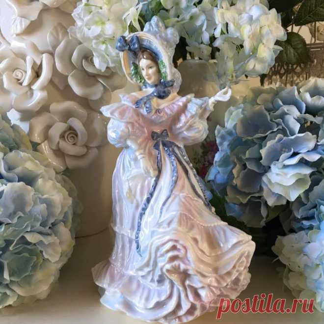 Изящные статуэтки Royal Worcester