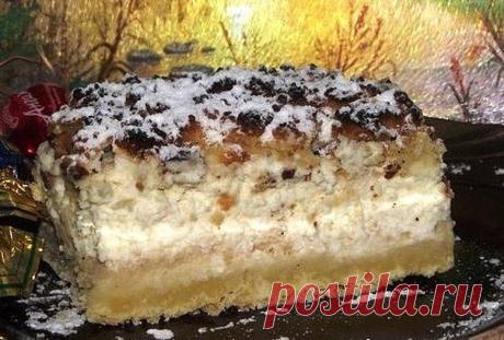 25 рецептов с творогом:
1. Бесподобный пирог с творогом и изюмом
2. Творожная шарлотка
3. Творожная запеканка
4. Творожная запеканка с изюмом и бананом
5. Французская творожная запеканка с грушами
6. Идеальные сырники 
7. Творожные пончики на скорую руку
8. Сырники нежнейшие и пышные (без яиц)
9. Творожный кекс
10. Творожник лимонный
11. Творожное крем-брюле или ещё одна обманка для детей
12. Сырники с маково-сметанным соусом
13. Сырники с начинкой (чернослив + орешки)
14....