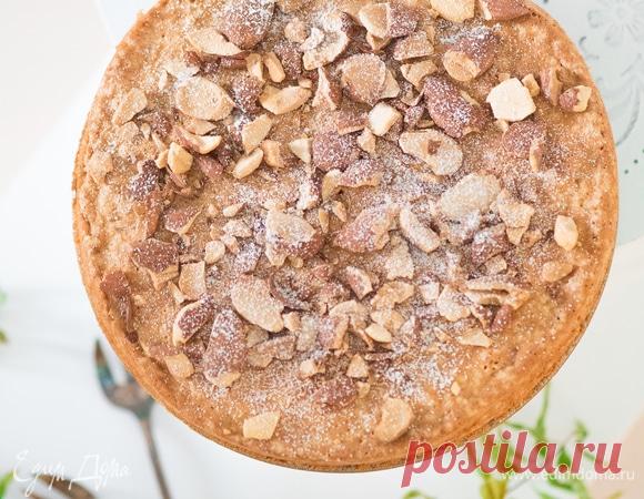 Воздушный пирог с миндалем и апельсином. Ингредиенты: сахар, яйца куриные, миндальная мука