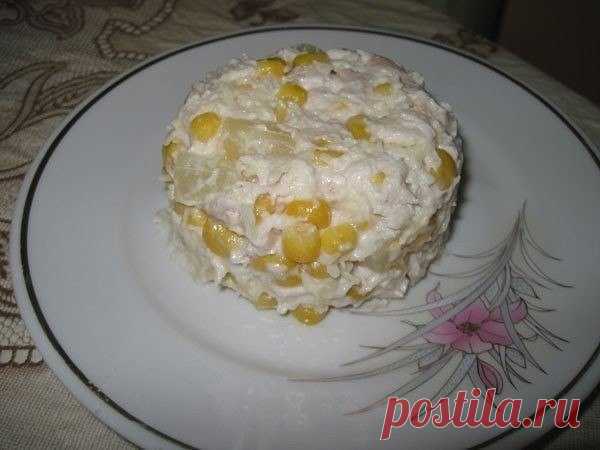 Как приготовить салат из курицы с ананасами и кукурузой - рецепт, ингредиенты и фотографии
