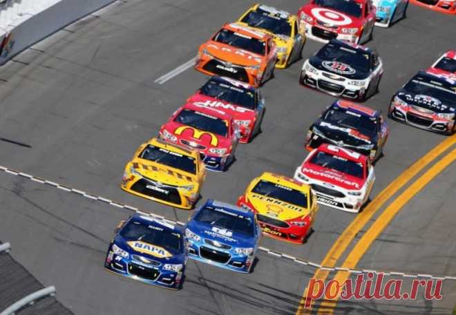 NASCAR: алкоголь, как двигатель автоспорта (18 фото) . Чёрт побери
