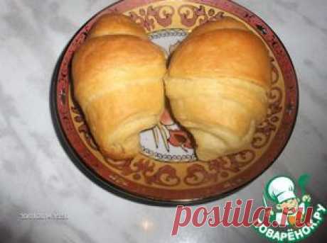 Рогалики из слоено-дрожжевого теста - кулинарный рецепт