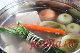 СУП С МАННЫМИ КЛЕЦКАМИ