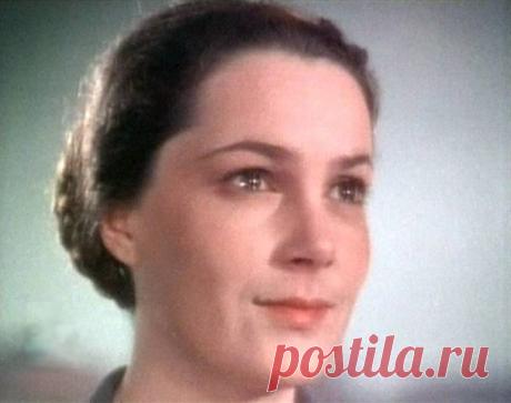 Элина Быстрицкая